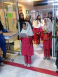 حضور دانش آموزان برخی مدارس سطح شهر جهت تبریک میلاد حضرت زینب کبری سلام الله علیها در بیمارستان مهر مادر