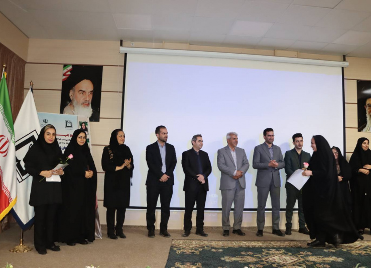 مراسم گرامیداشت روز ماما