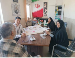 اهدای وسایل کمک آموزشی بسیج جامعه پزشکی شهرستان به مدرسه دخترانه بهار