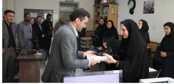 تجلیل هیات‌رئیسه دانشکده علوم پزشکی تربت‌جام از کارکنان منابع انسانی به مناسبت ۲۵ فروردین