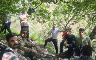 کوهپیمایی مشترک اساتید، کارکنان و دانشجویان دانشکده علوم پزشکی تربت‌جام در ارتفاعات روستای بزد