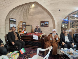 میز خدمت دانشکده علوم‌پزشکی تربت جام در نماز جمعه اهل‌سنت مزار شیخ احمد جامی برگزار شد